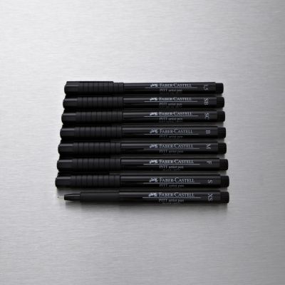 Faber-Castell Pitt Artist Pen Set of 8 Black
